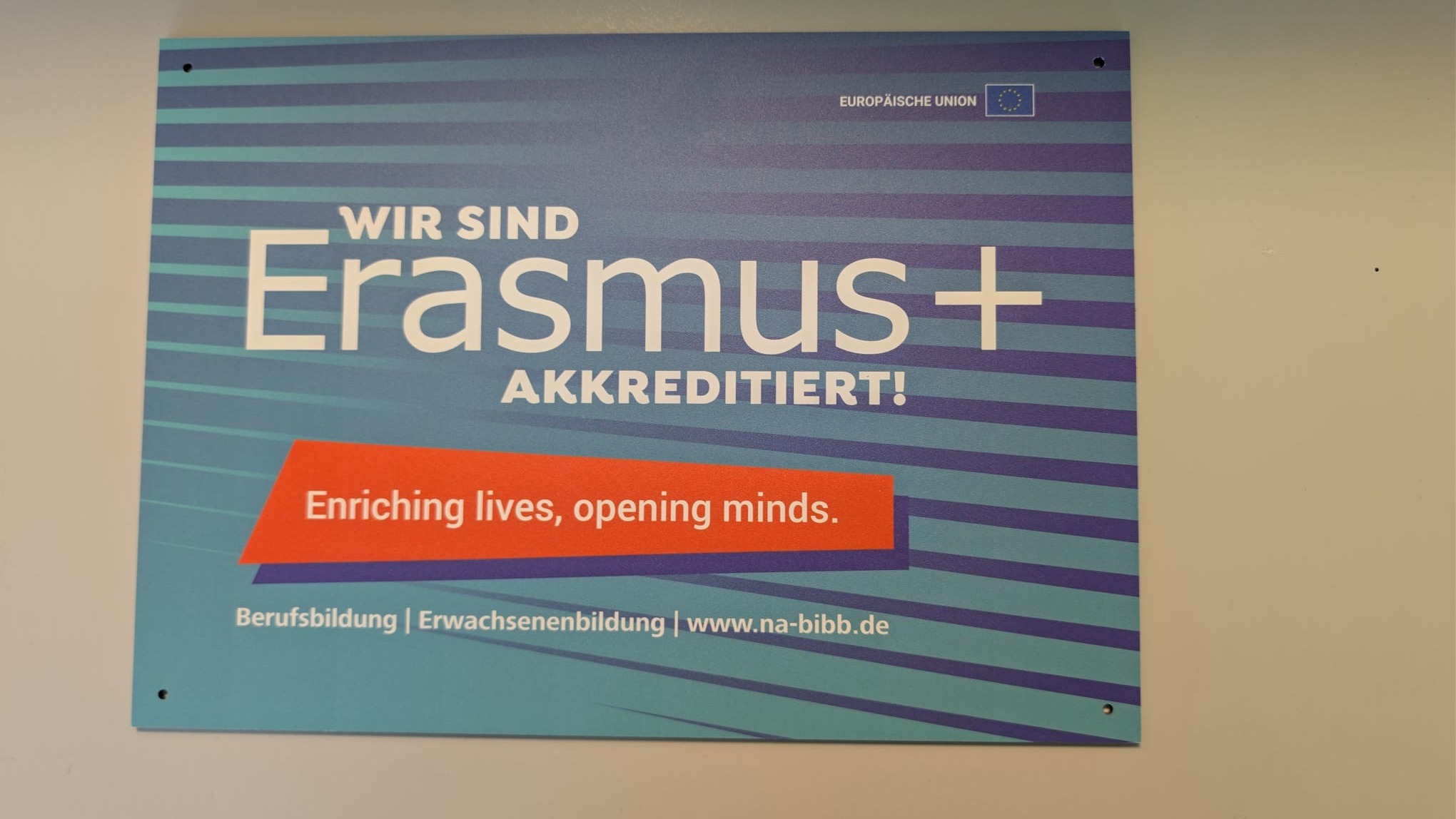 Erasmus+ Akkreditierungsurkunde der Wilhelm-Knapp-Schule Weilburg, gültig 01.02.2026 – 31.12.2027